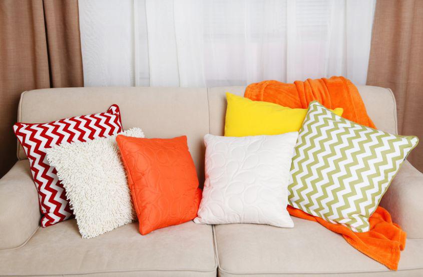 Poduszki na poduszki w różnych kolorach